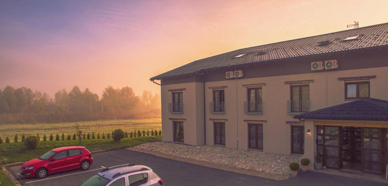 Resort Big House Plitvicka Jezera Licko Petrovo Selo Extérieur photo
